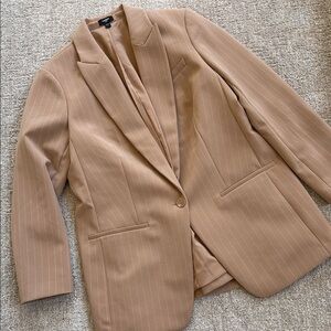Express Women’s suit jacket size L